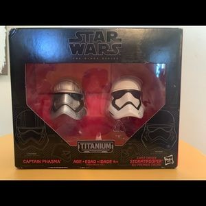 NIB Star Wars The Black Series Titanium Series
